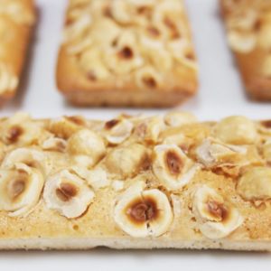 financiers aux noisettes et vanille 22 1024x642 1