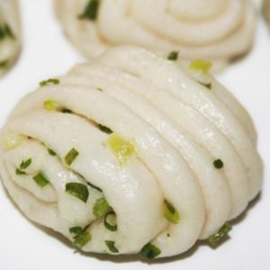 pains vapeur chinois a la ciboulette 1024x735 1