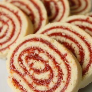 gateau roule a la goyave rocambole 26 714x1024 1