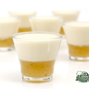 panna cotta aux poires vanillees 1024x703 1