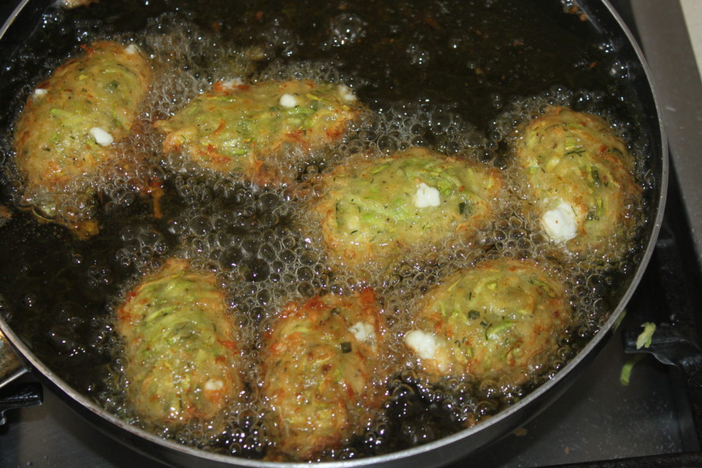 77791563 146A 454A BEC1 8205CC4878A0