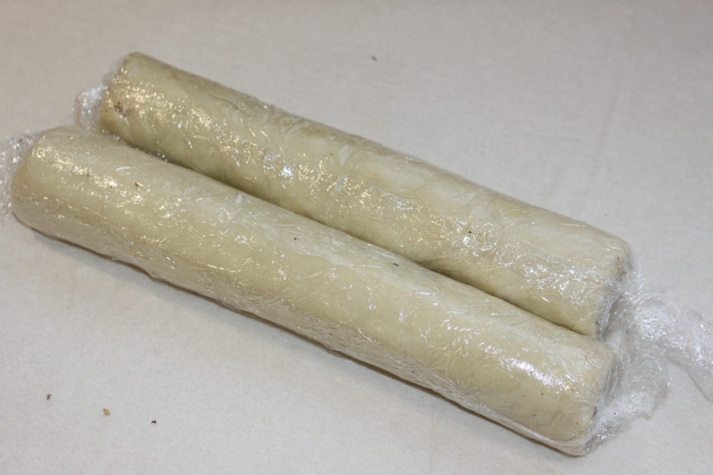 9303CA21 E496 49F3 87E3 CF31797E2DE2