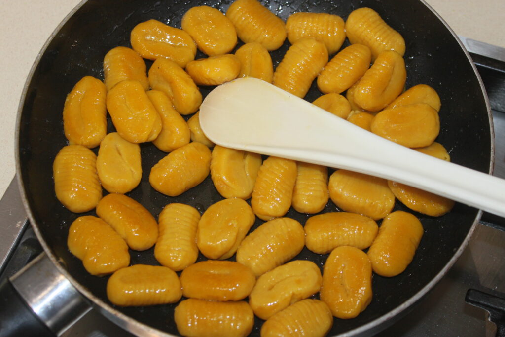 2B81C317 CF3D 4D2B BE05 01953FE4AC83