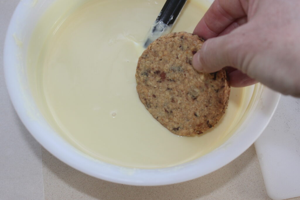 E0AB05E5 8C3E 48F9 8B88 CC278EFA5A2A