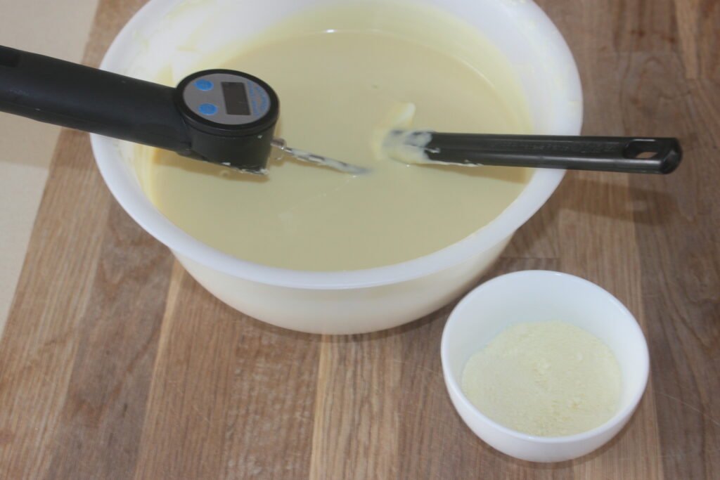 8678DB36 C7D3 46BF 9CCC 2313A4C82E1B