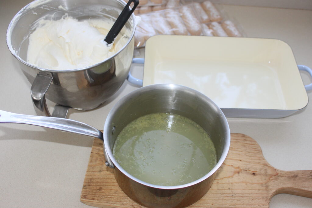 F2917049 89D0 4C90 8E69 C4E49A440598