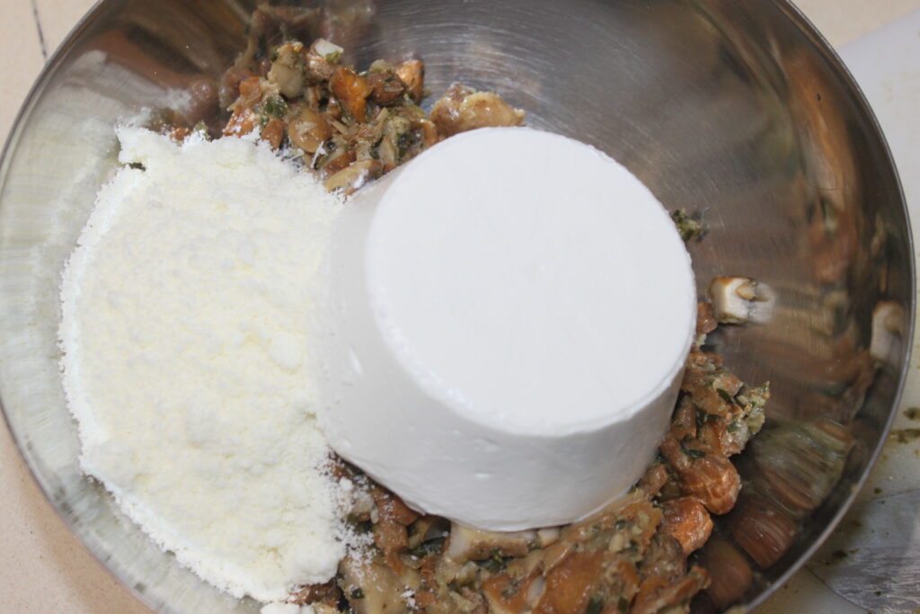 6651947D 1C32 46F3 99D3 792984CC16D2 scaled