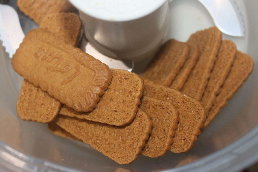 DCD84454 2032 4F14 96DC E29ADAF0AFFB