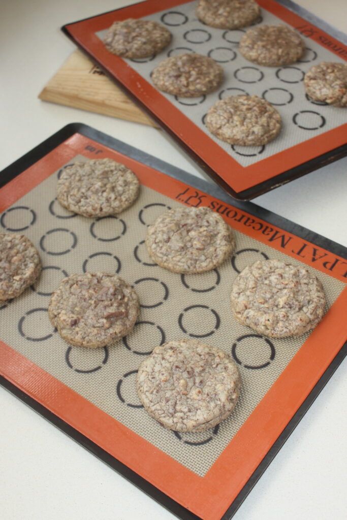 FEBF0413 3E89 477D A6B0 2DAC6E29E83B