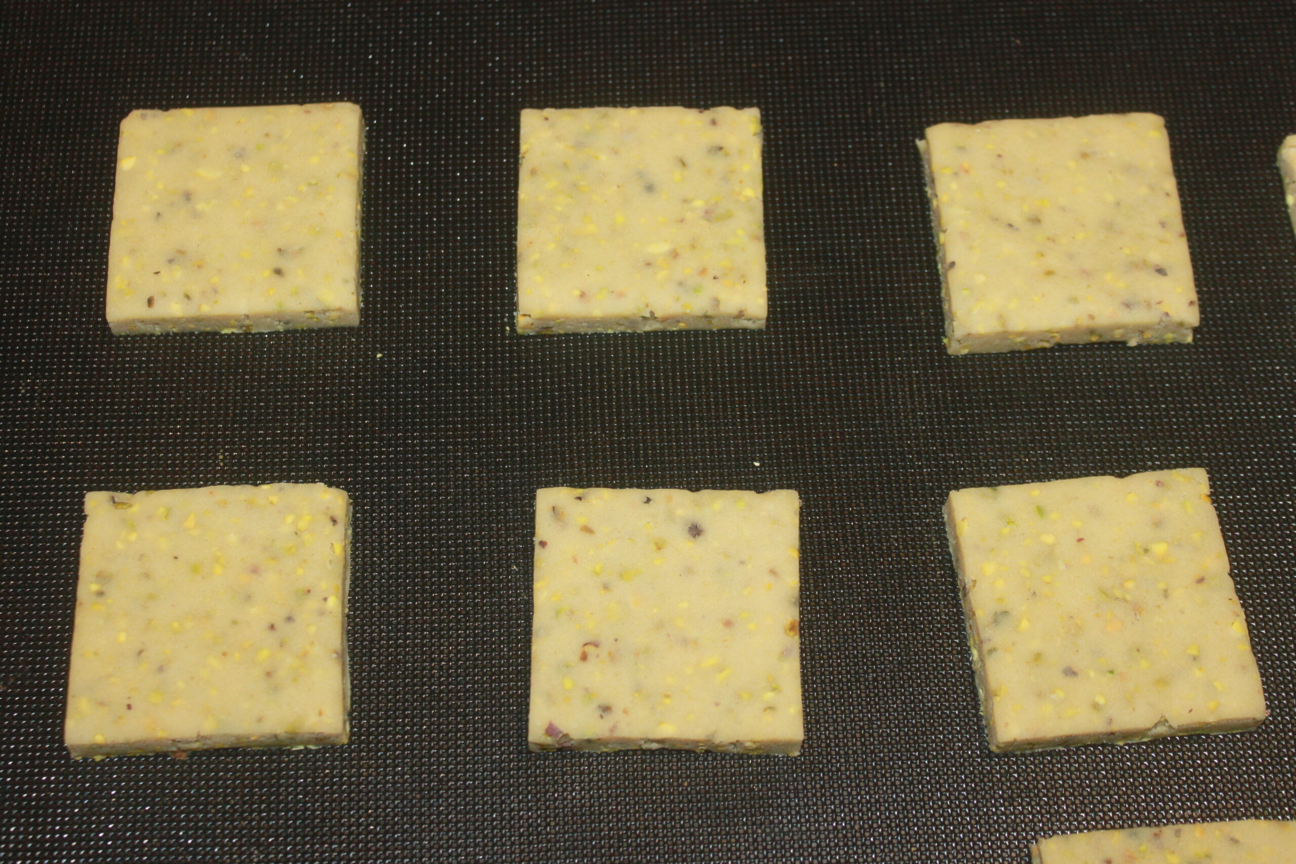 215D916A A4CF 45AF B55E 754CA67EAEDA