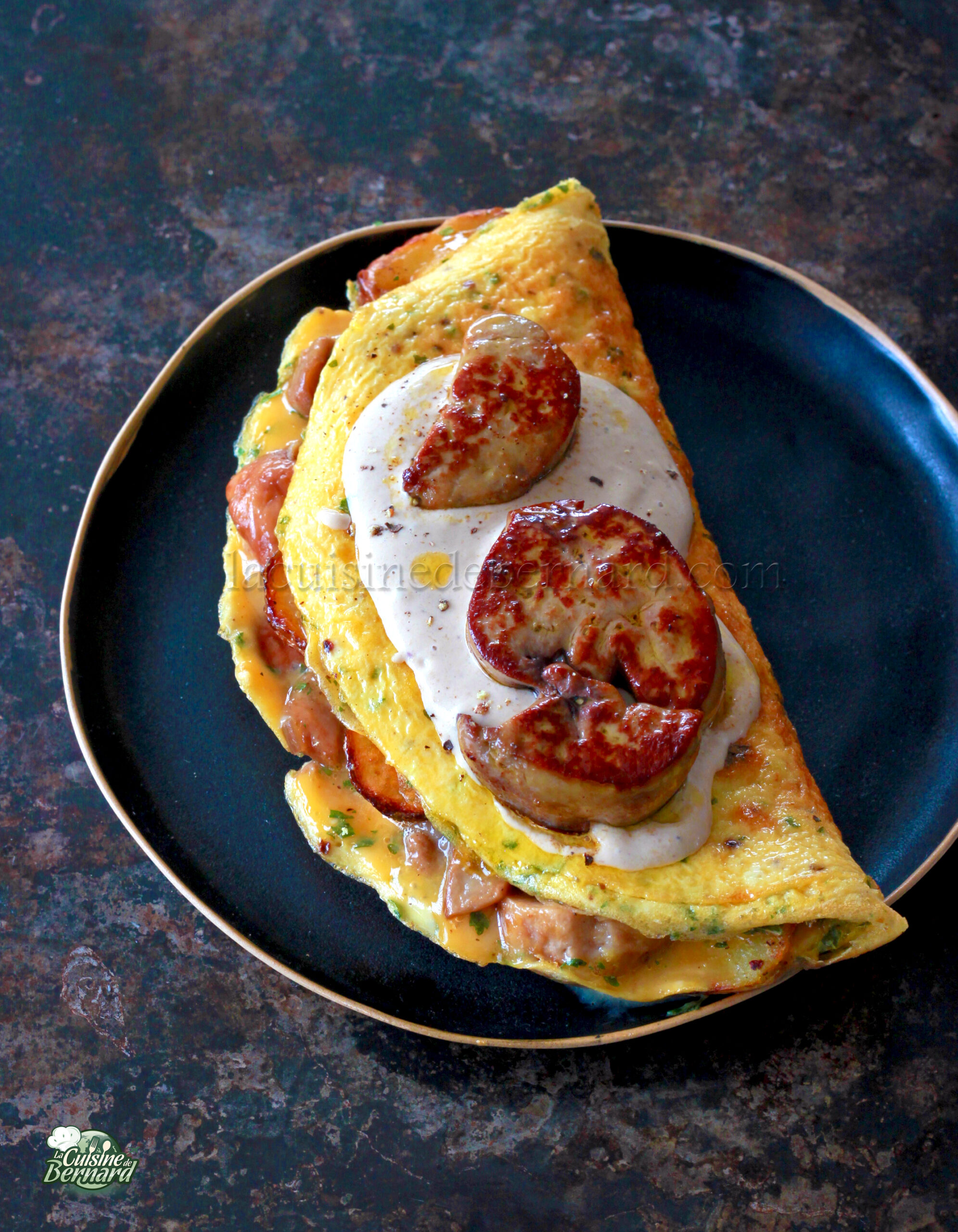 Omelette du curé (cèpes, pommes de terre, foie gras poêlé)