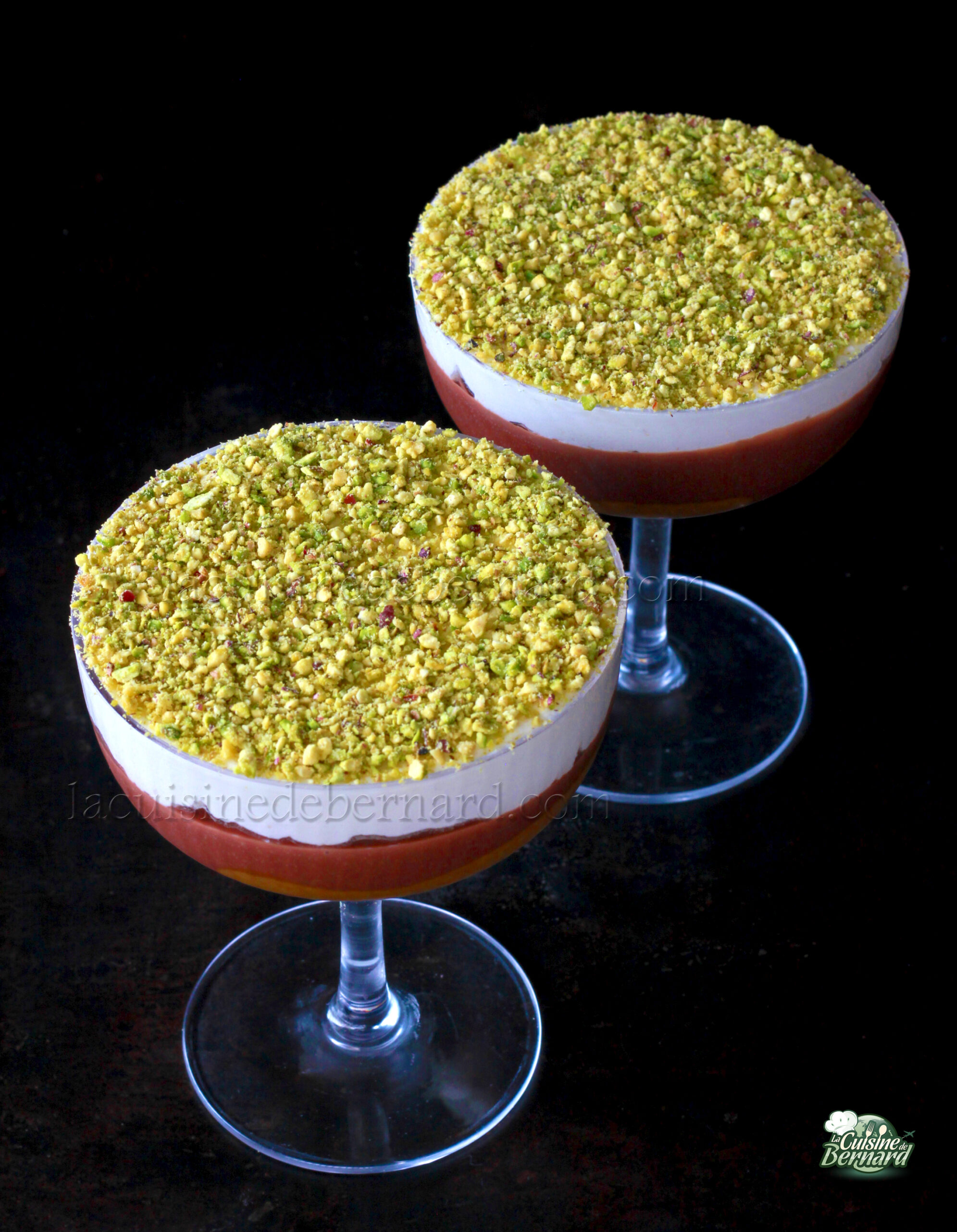 Entremet Praliné Dubai, chantilly et ganache lactée