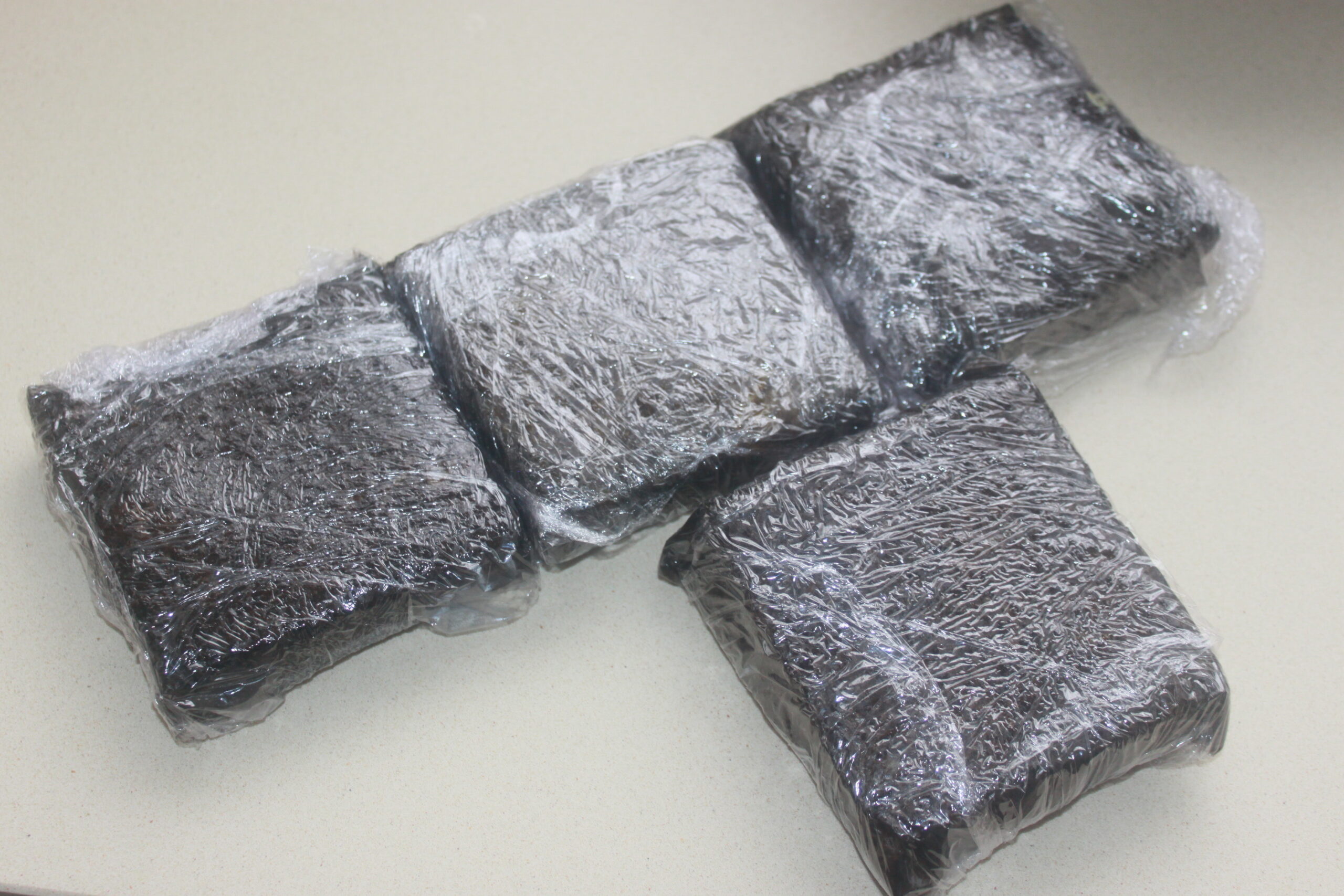 728C3D03 E54A 4942 A32E 706CFC765093